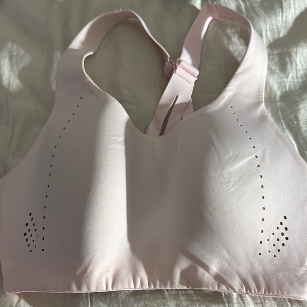 Lululemon bra super beautiful not to sure if it’s the strawberry milkshake color